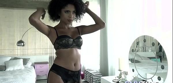  Ebony babe with afro get thrilled